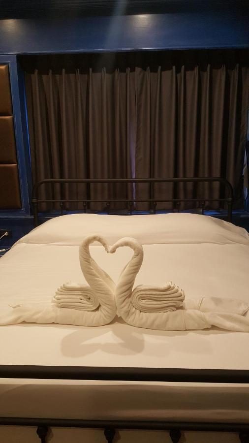 Bangkok Bed Place Extérieur photo